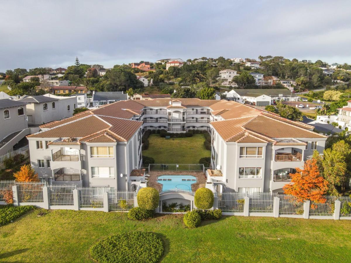 Two Greenpoint Mews With Back Up Power For Loadshedding Plettenberg Bay Exterior photo